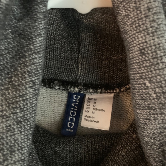 H&M Men heather dark gray turtleneck sweater (medium) - Picture 3 of 4